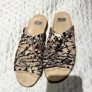 NOW snake skin slides